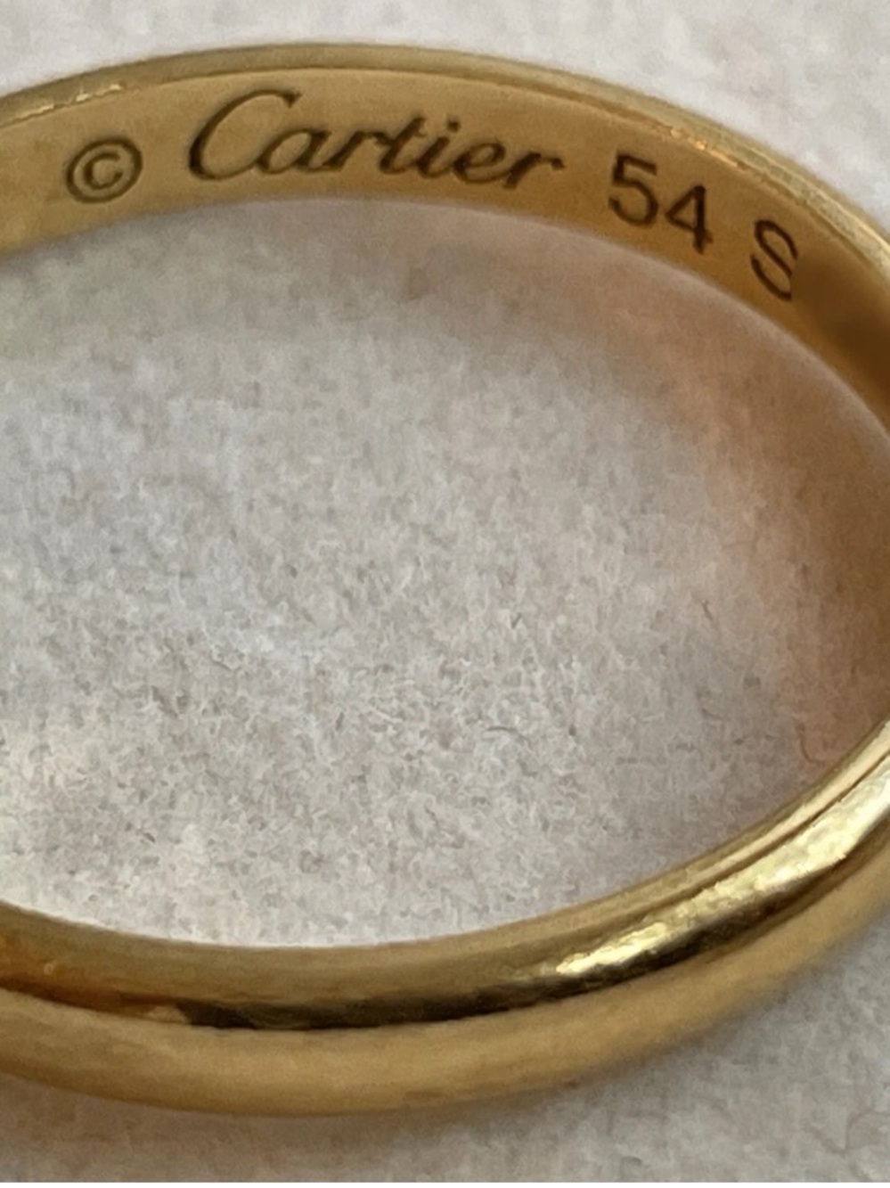 Cartier 1895 Classic 18k Yellow Gold Ring 2.5mm - Picture 5 of 8